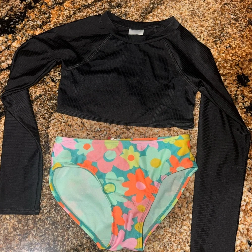 art class Black and Multicolor Kids Swim Rashguard Set